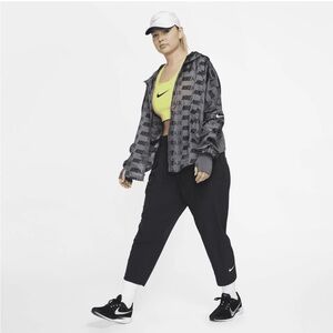 Nike Essential Women's 7/8 Running Pants (Plus Size) - Black - 3X